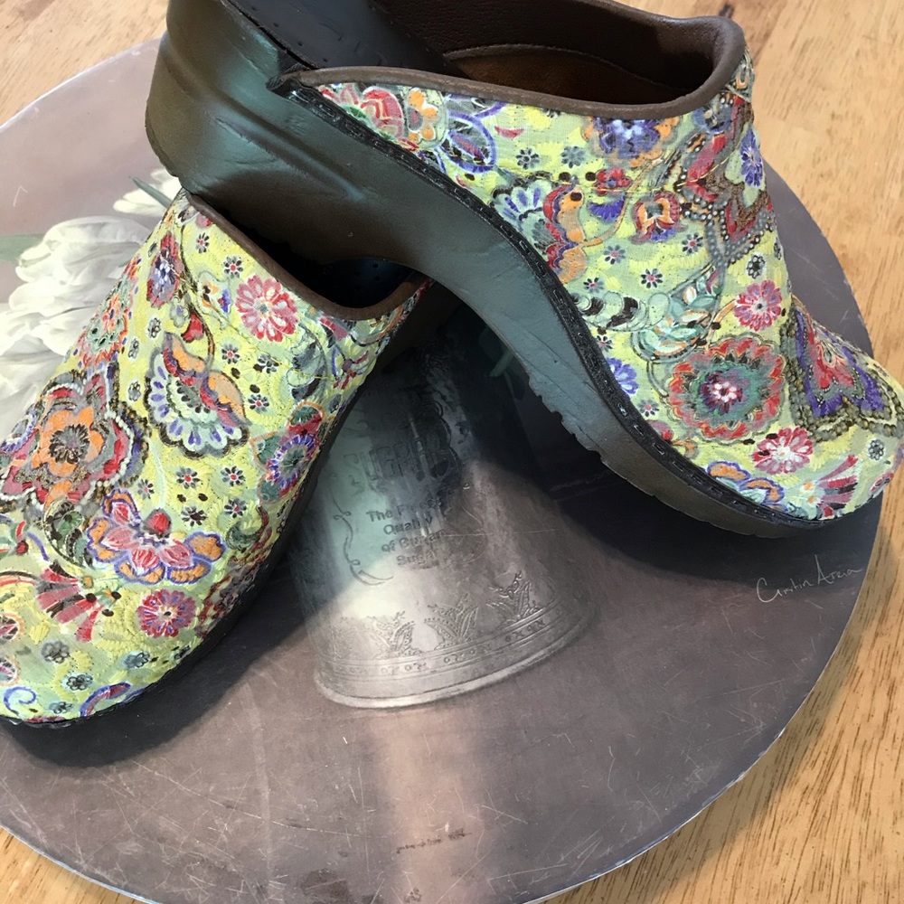 Sanita Danish Clogs